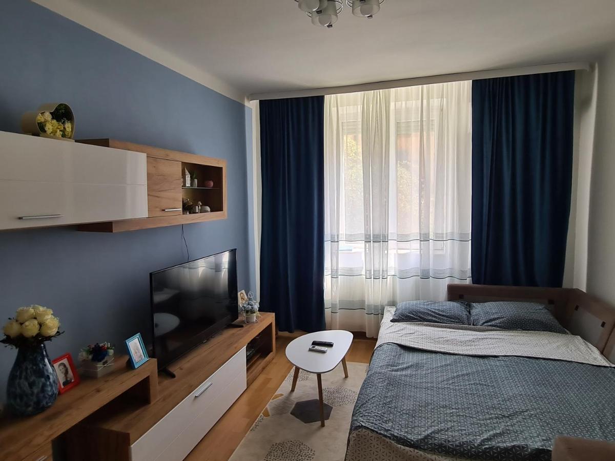 Best Apartment Hunedoara Eksteriør bilde